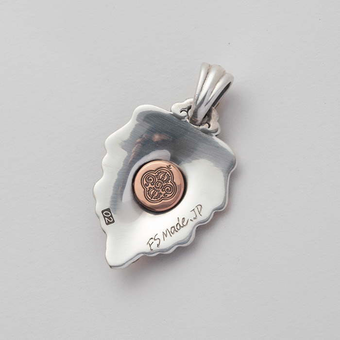 「德巴燃匝」火焰鐵蠍吊墜｜雕金金鑽版｜101800円