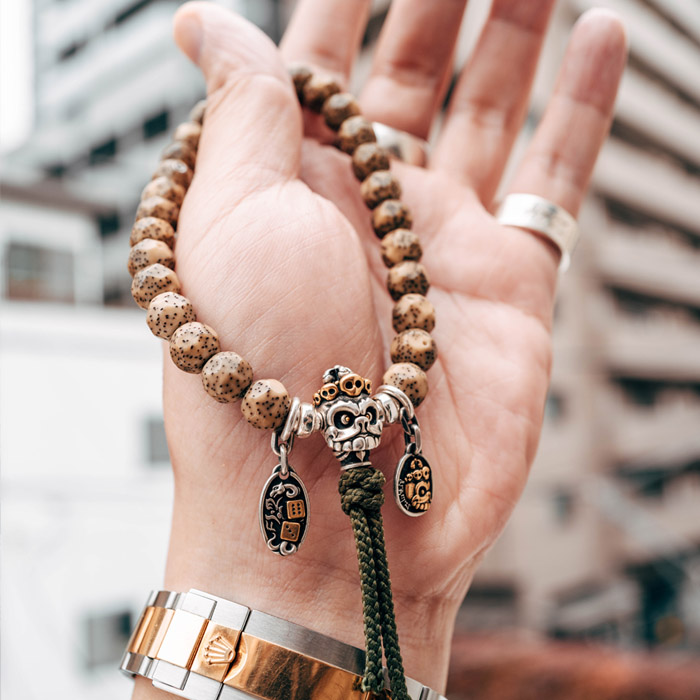 無常母珠「三通」·  珠串配飾  ·  雕金版  /  66800円