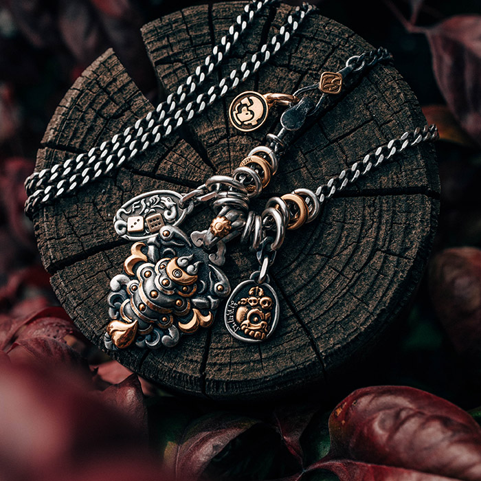 「微笑骷髏」裝飾小吊牌｜雕金版｜38500円