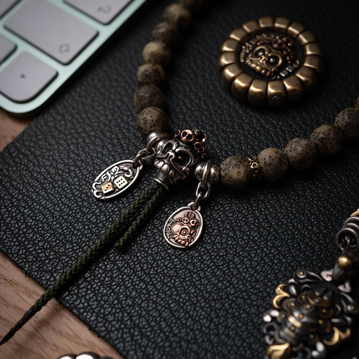 「微笑骷髏」裝飾小吊牌｜銀銅版｜4300円