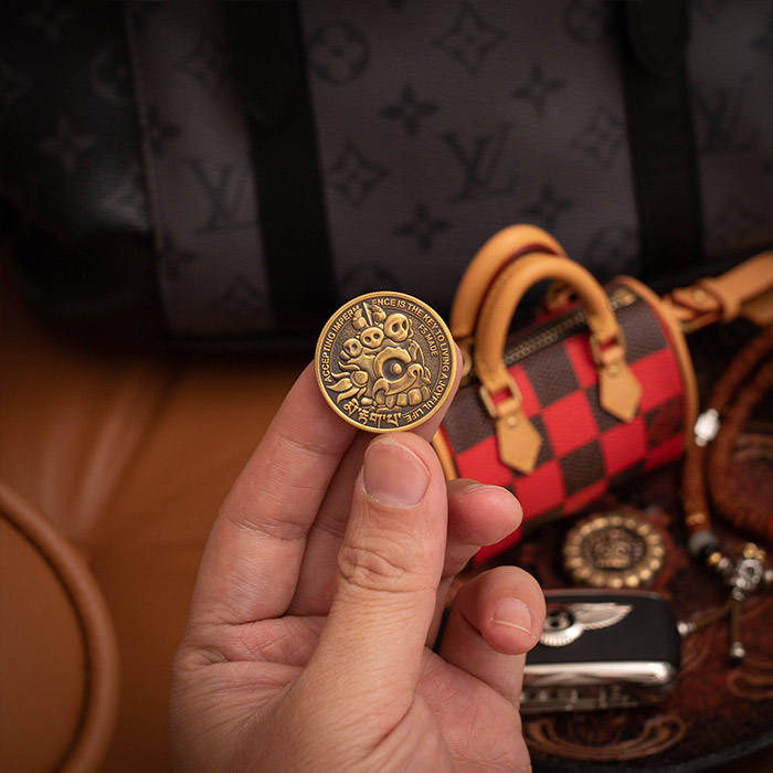 「笑脸骷髅手稿」把玩币 ｜ 黃銅版 ｜ 6180円