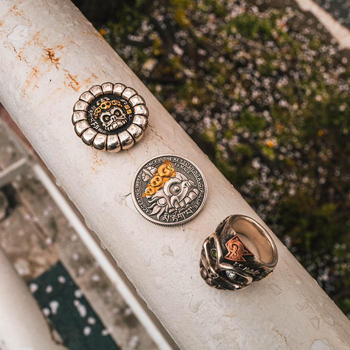 「笑脸骷髅手稿」把玩币 ｜ 金銀版 ｜ 32000円