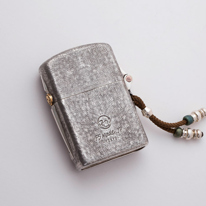 「吶喊」打火機外殼｜ 銀款｜108800円（付款後30天內發貨）